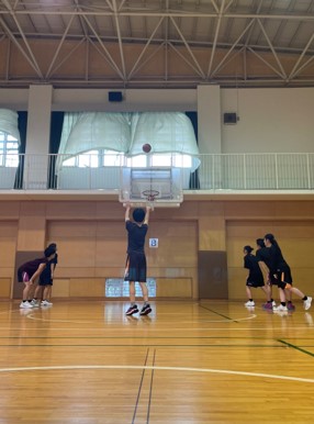 バスケットボール部のフリースロー！